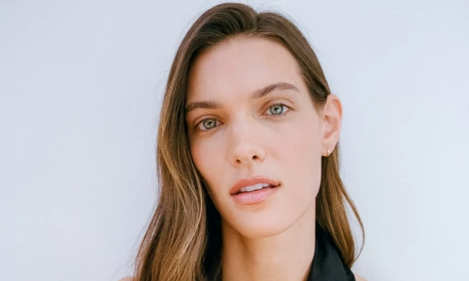 A portrait of Charlotte Cardin