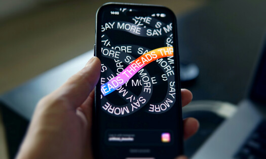 Threads on mobile phone screen