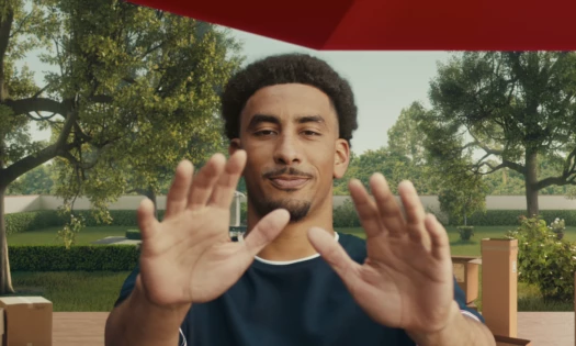 Jordan Love putting his hands up