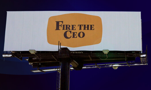 Steak 'n Shake CEO's billboard toward Cracker Barrel