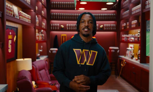 Jayden Daniels talking to the viewers