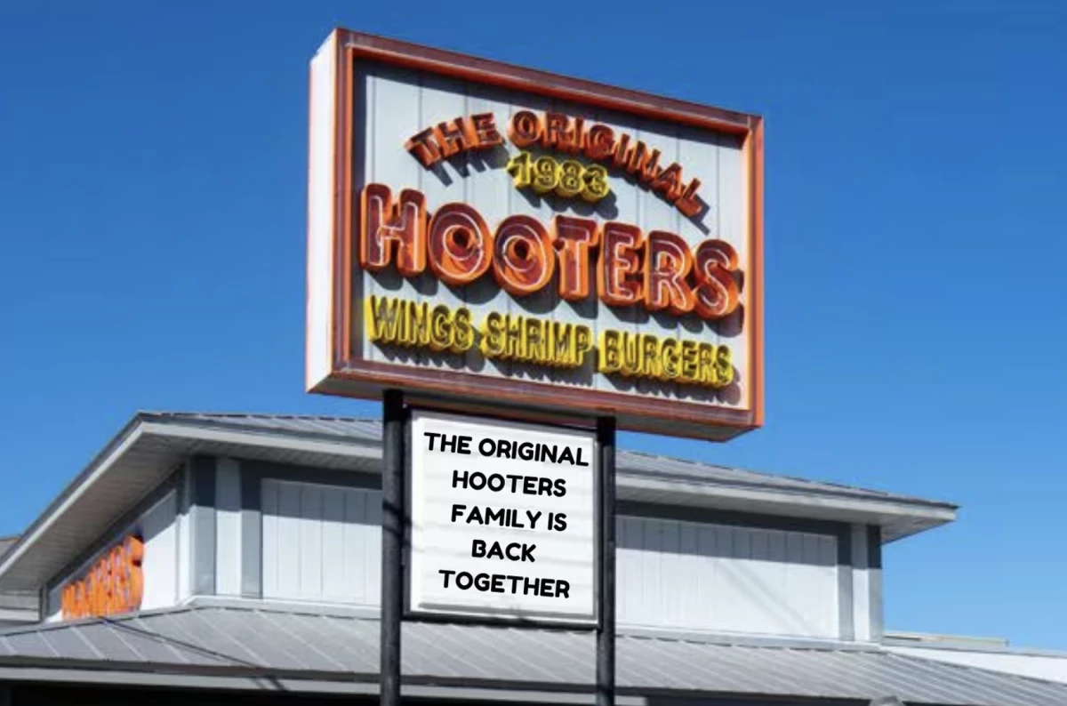 Hooters’ Founders Reclaim the Brand in a Full-Scale ‘Re-Hooterization’