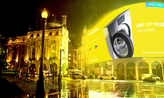 Samsung's OOH spot at Piccadilly