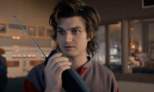 A screenshot of Joe Keery, playing character Steve Harrington, in "Stranger Things"