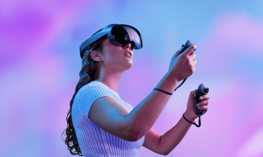 girl with a Meta quest 4