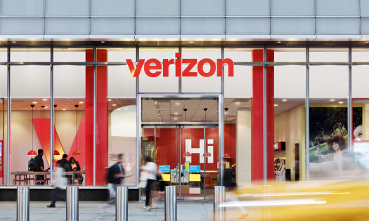 Verizon store with logo