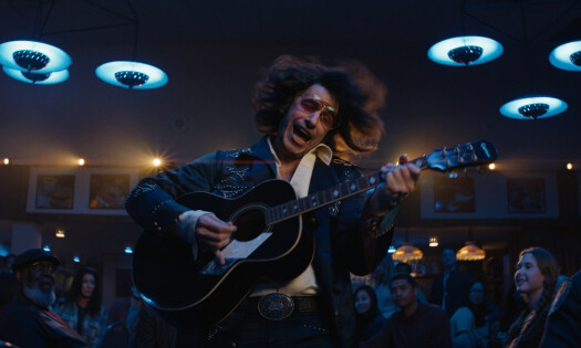 Andy Samberg as "Meal Diamond"