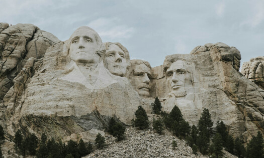 A photo showing Mount Rushmore