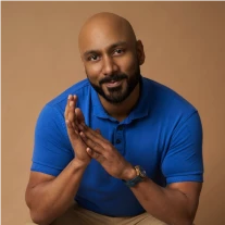 photo of Akhil Verghese