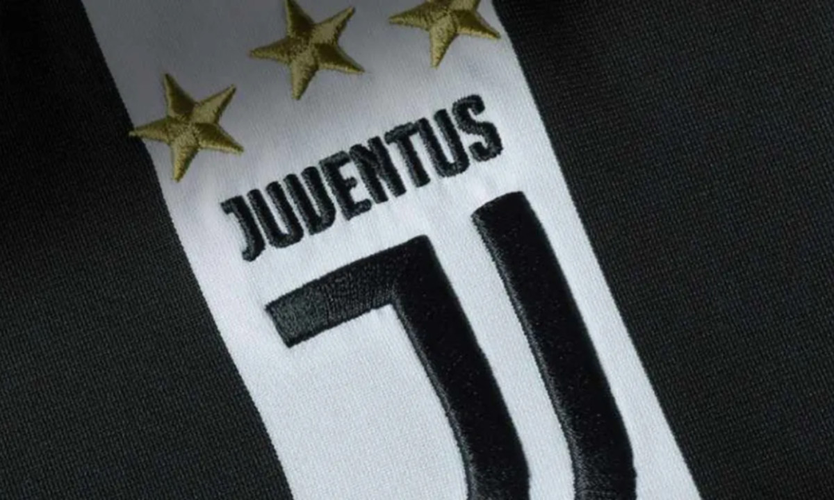 Juventus (slide 13)