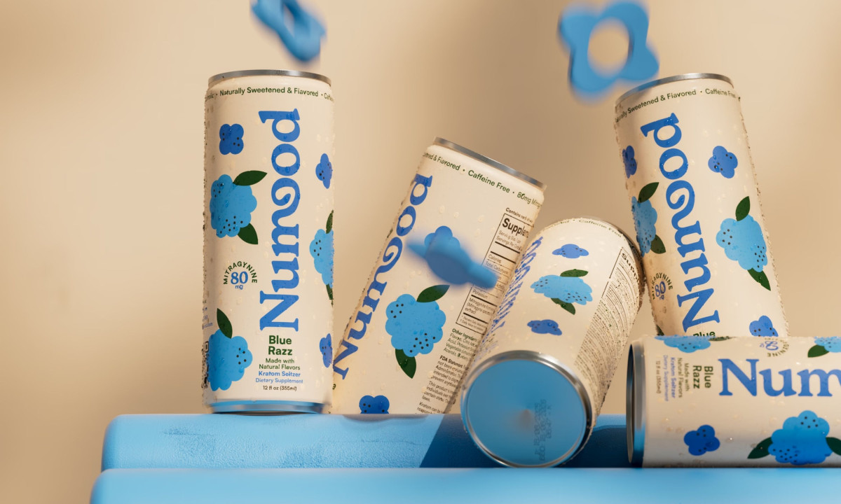 Blue variant highlights cool tones and berry flavor cues