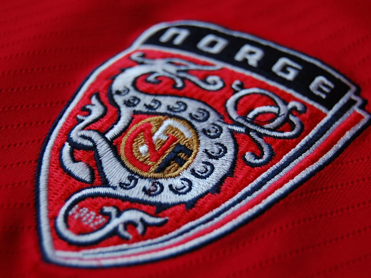 Norway's Crest, 90 Years in the Making: The Story Behind the Badge on the Red Shirt (slide 3)