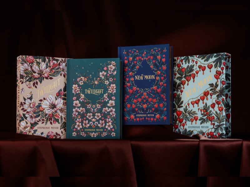 New Moon: Deluxe Collector’s Edition Print Design by Maggie Enterrios