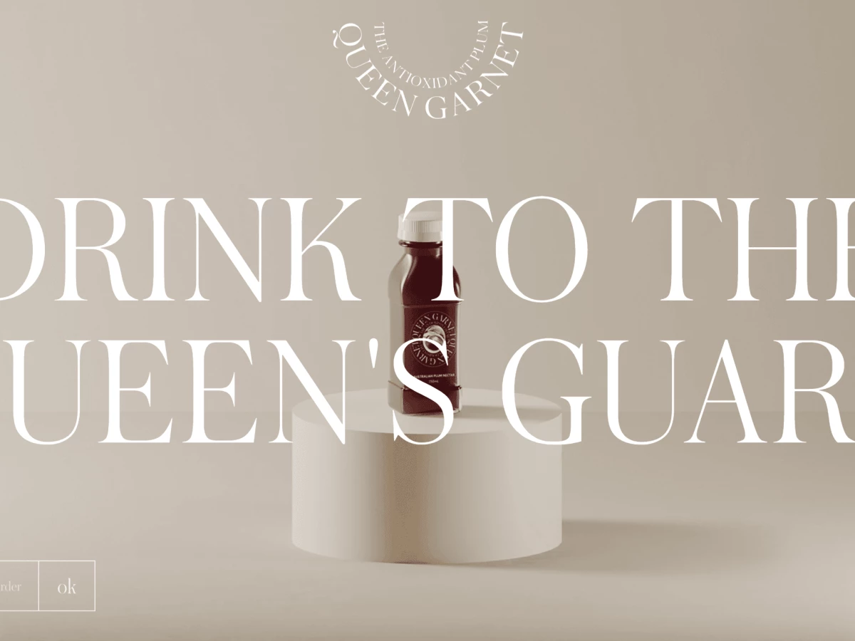 Queen Garnet Typography