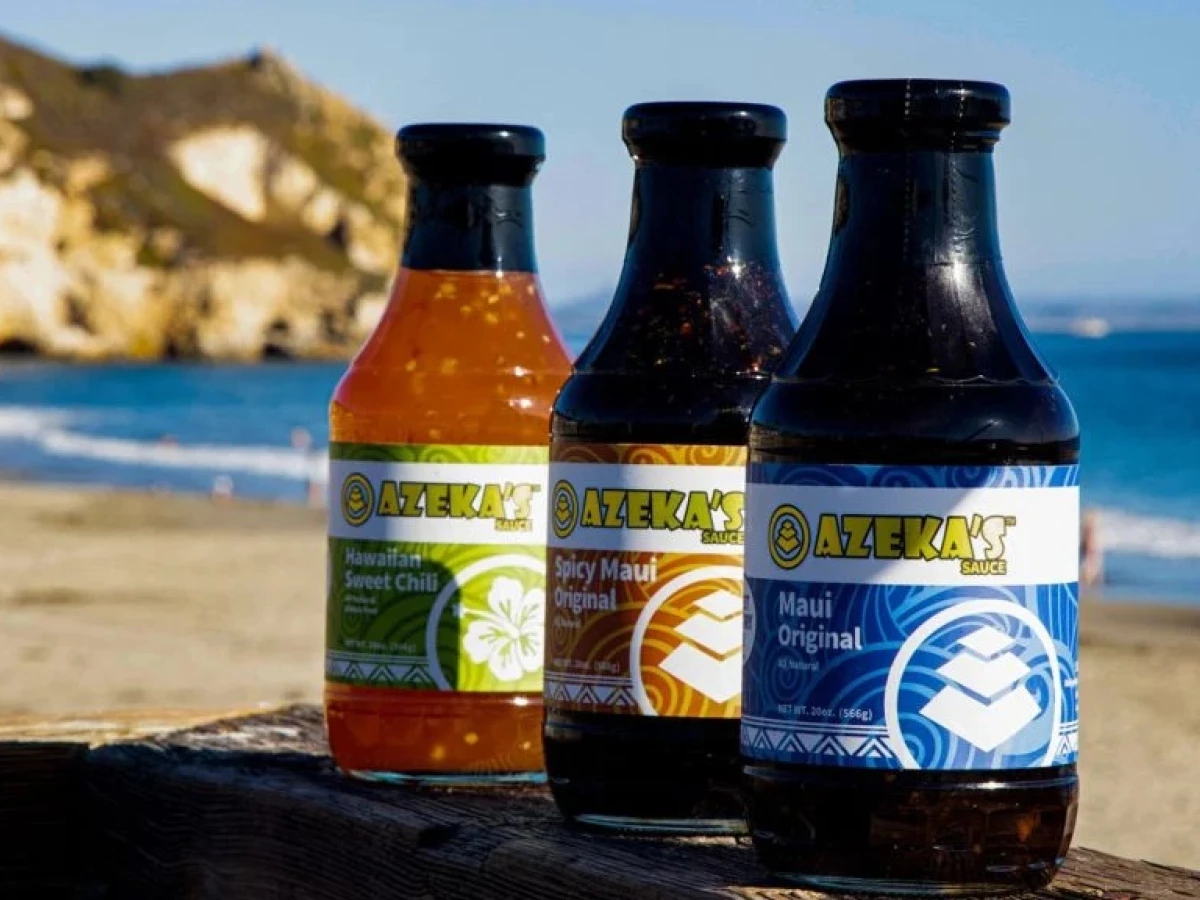 Azeka’s Sauce Packaging Design