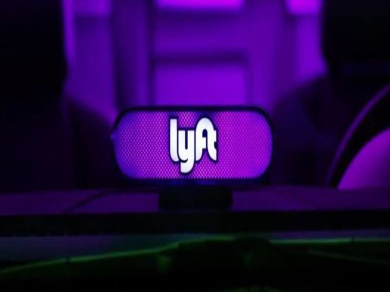 Lyft Logo Design White Variation