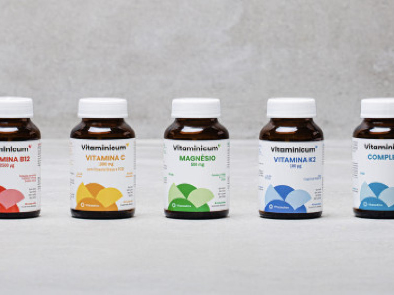 Vitaceutics Packaging Design