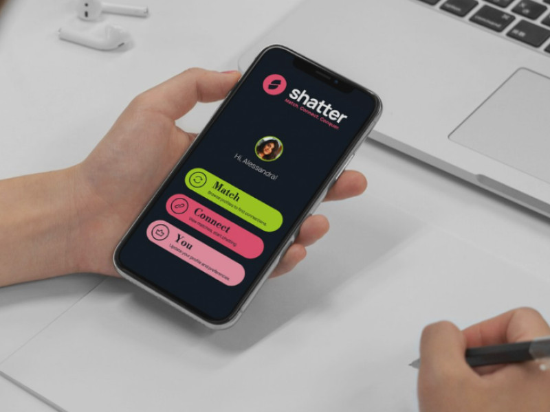 Shatter App Design by Sara Neal Creative.