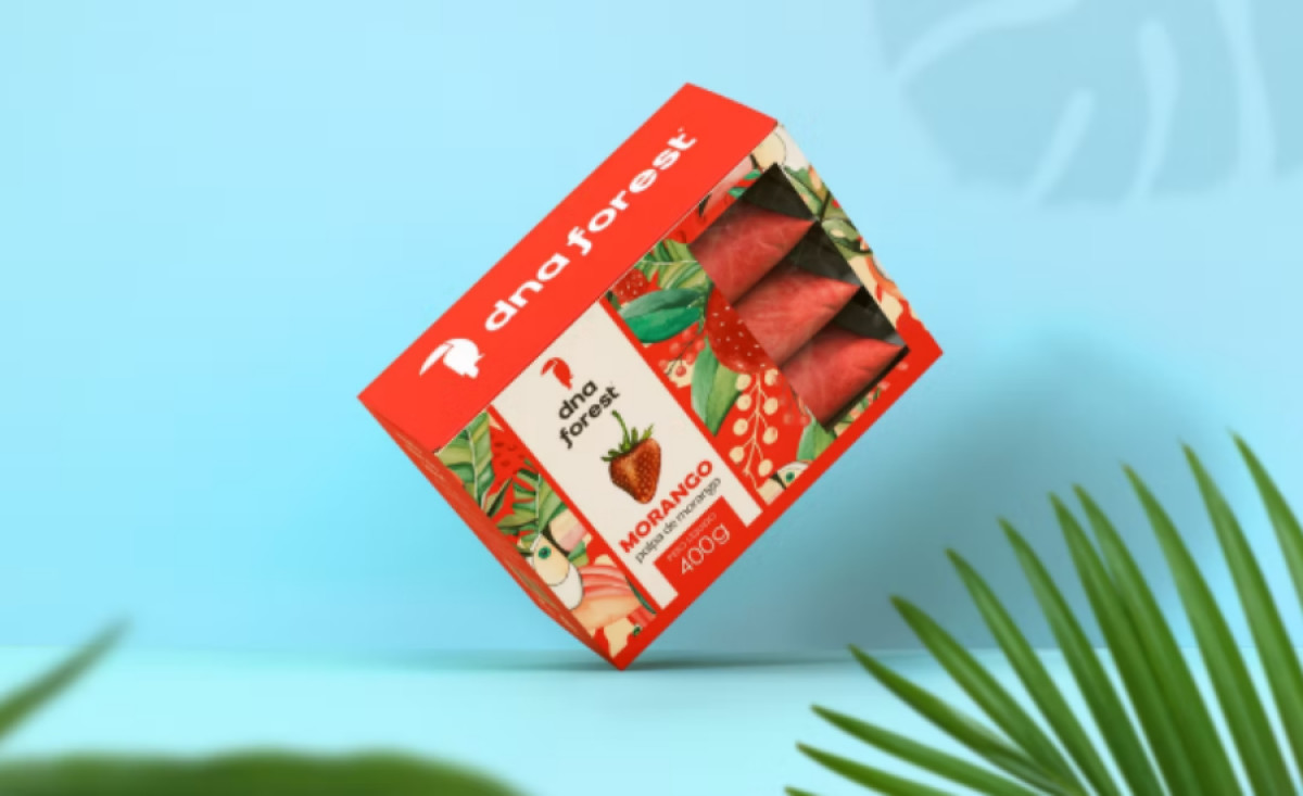 DNA Forest Packaging Design by Estudio Arth