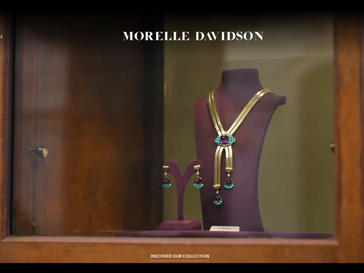 Morelle Davidson Website Design by Elena Miron Design.