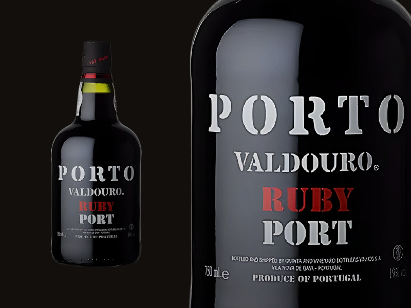 Porto Valdouro Ruby Port Logo Design