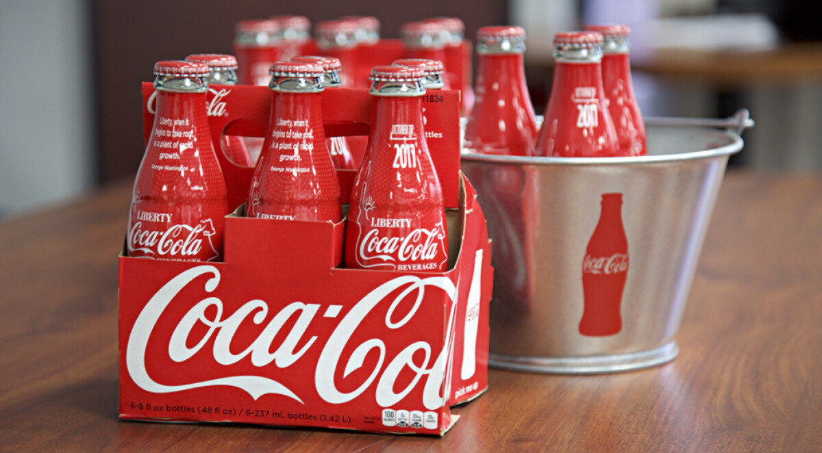 coca cola ads packaging