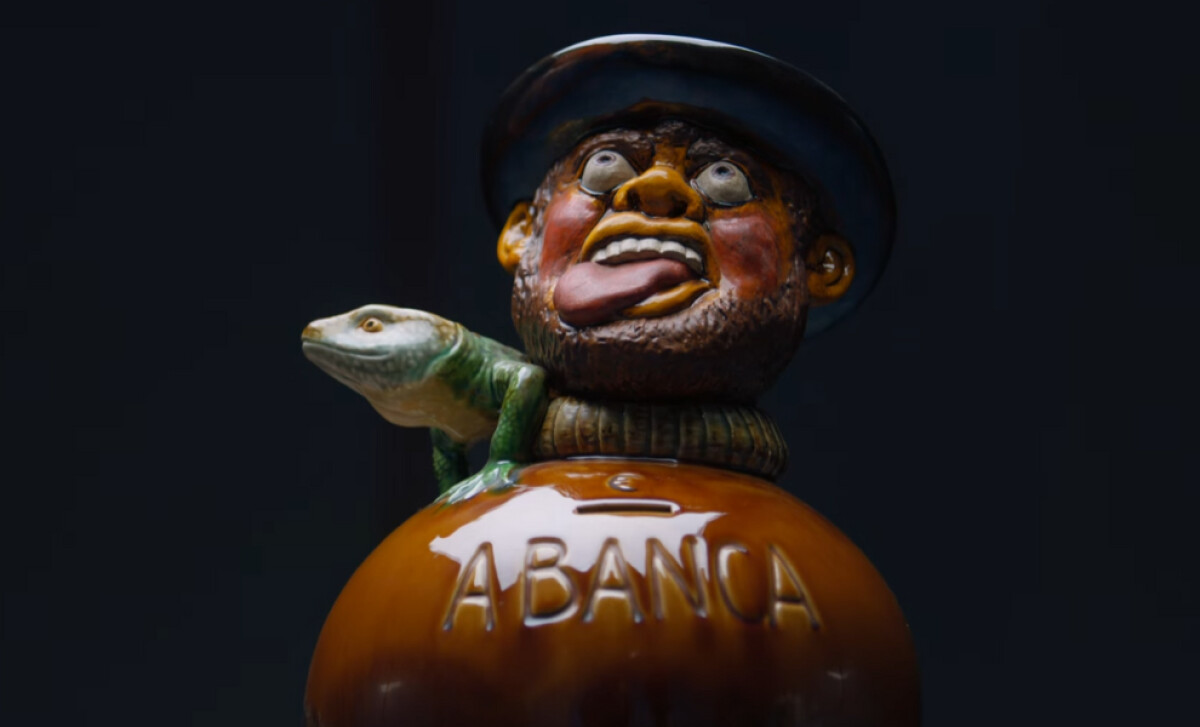 Ceramic art from the KINORA Filmes' brand film for Bordallo Pinheiro
