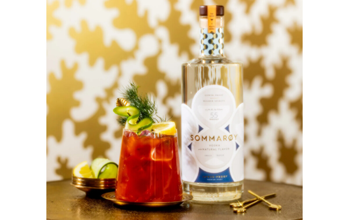 Sommarøy Spirits packaging design by DesignScout LTD.