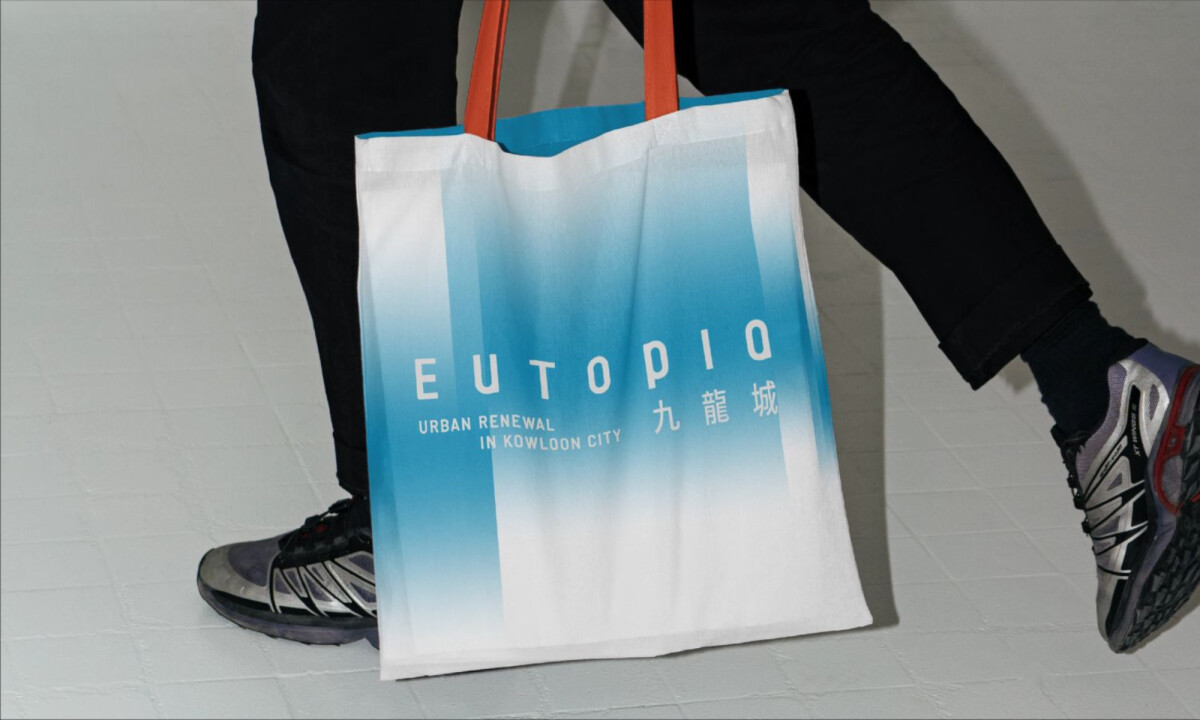 Gradient tote reflecting urban transition