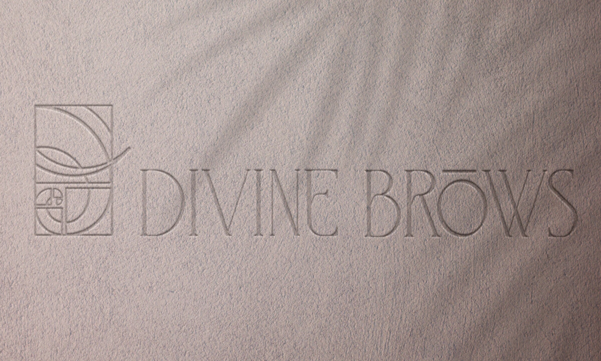 Stationery system with balanced geometric mark