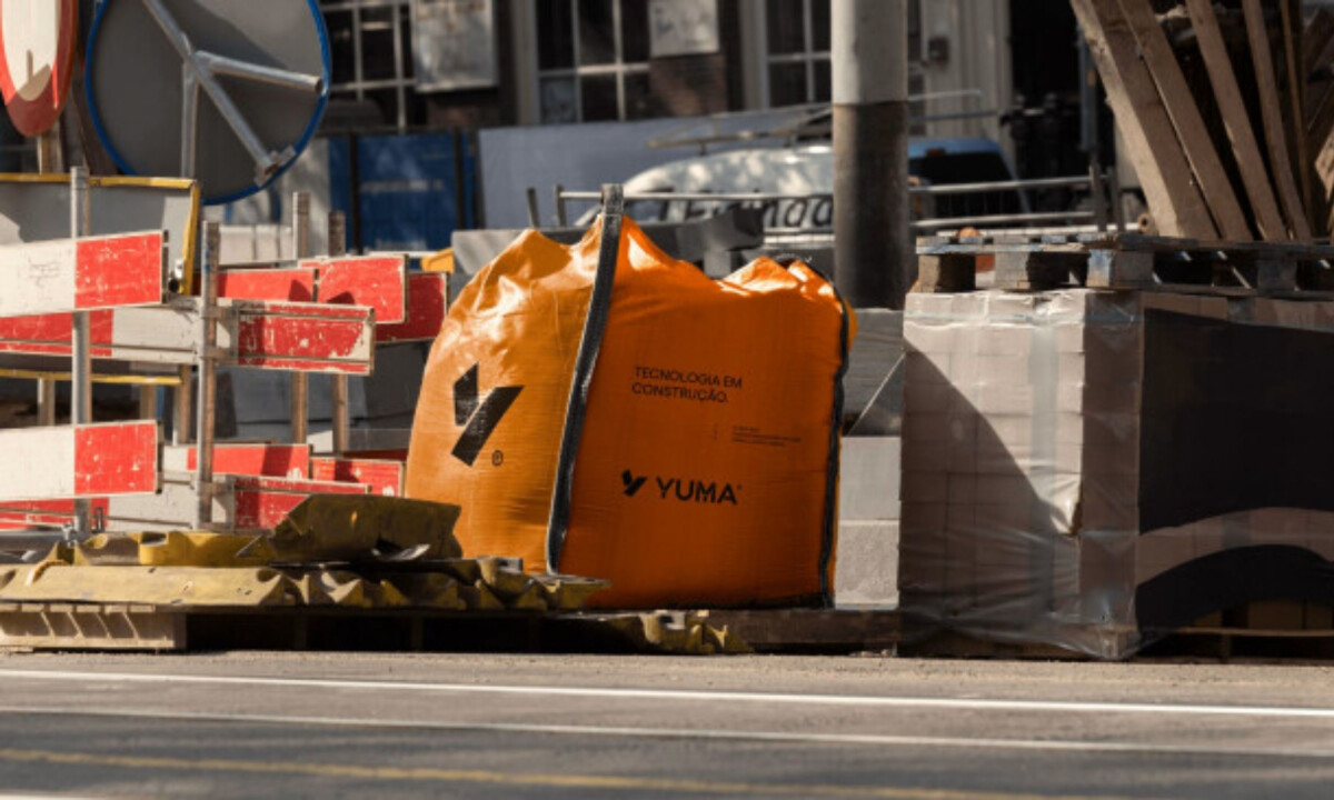 Branded material bag displays Yuma construction identity