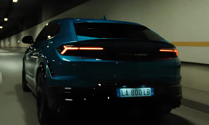 Lamborghini - Living Twice Video Design
