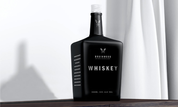 BRUINWOOD DISTILLERY Packaging Design