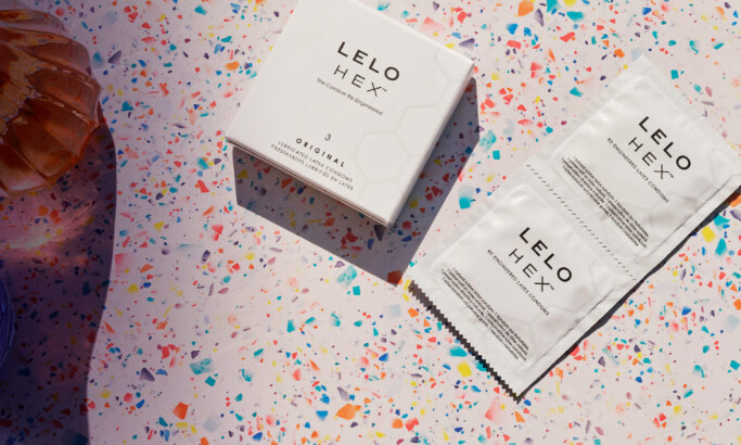 Lelo Hex condom minimalist packaging design