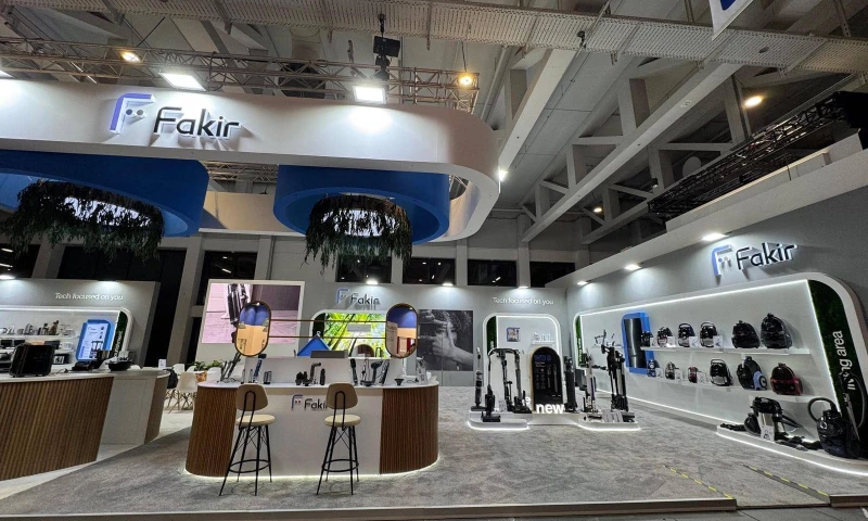 Quattro Stand - Turnkey Exhibition Stand for Fakir at IFA Berlin 264 sqm Custom Build & Brand Experience
