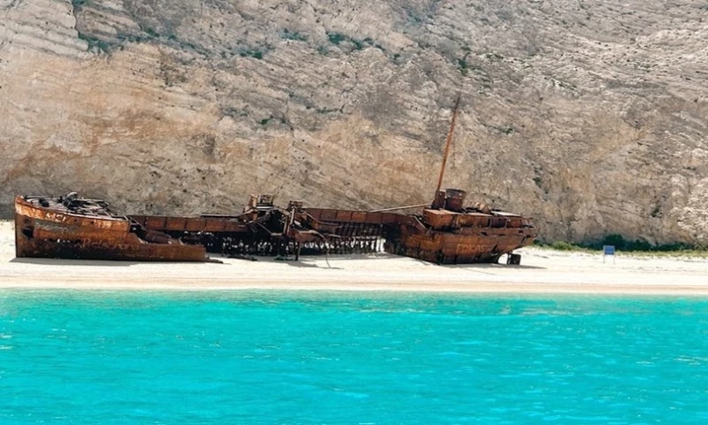 iArk Digital Agency - Shipwreck Zakynthos