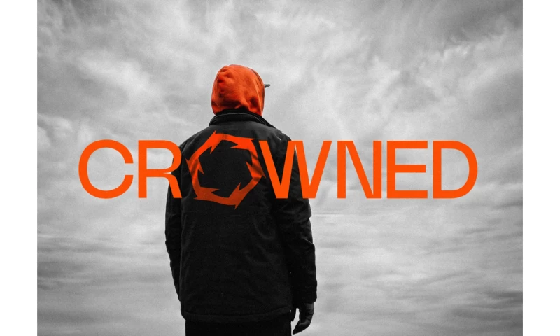 OLVR Studios - CROWNED