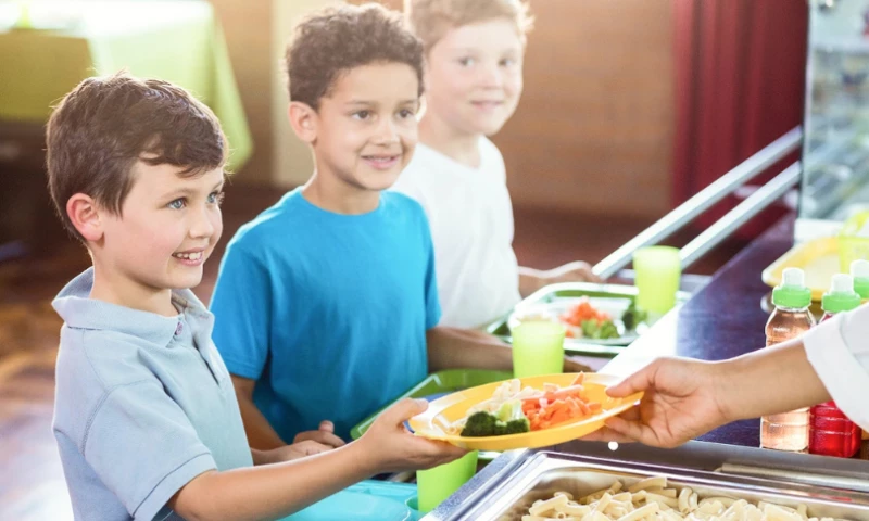 SoluteLabs - Stir Crazy Kids: Simplifying App Based School Canteen Ordering for Healthy Eating