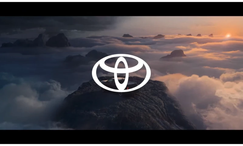 PAPAYA FILMS - Toyota - Please Hilux Responsibly