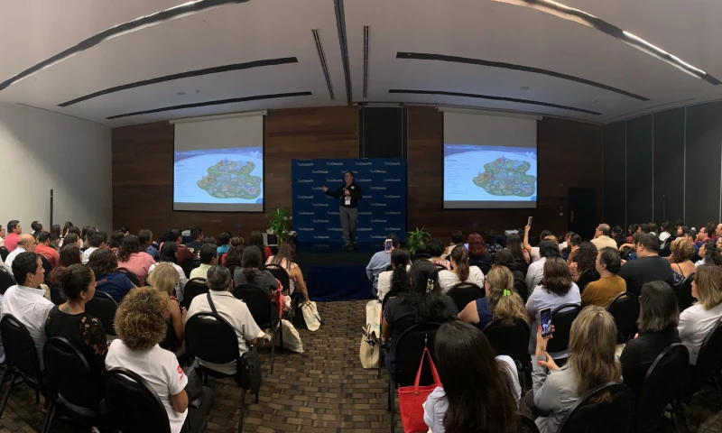 PR Central - Visit Orlando: 360-degree travel trade strategy