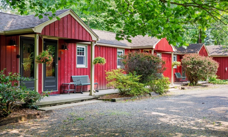 Kollective - Generative Engine Optimization for a Catskills Boutique Lodge