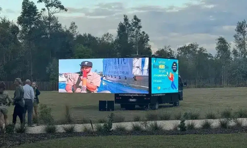 Moving Media - Reach Local Buyers With Smarter Outdoor Advertising