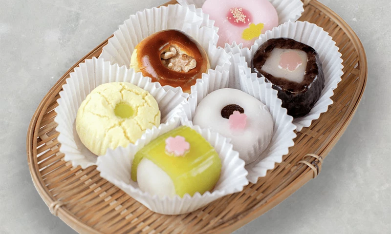 LA Metro Eat Shop Play