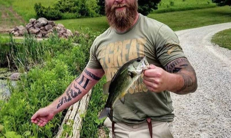 MuteSix - Facebook Case Study: Grunt Style