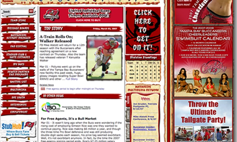 TimeHoodie - Tampa Bay Buccaneers