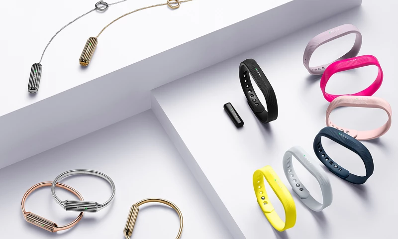 NewDealDesign - Fitbit 2016, The Most Worn Wearables