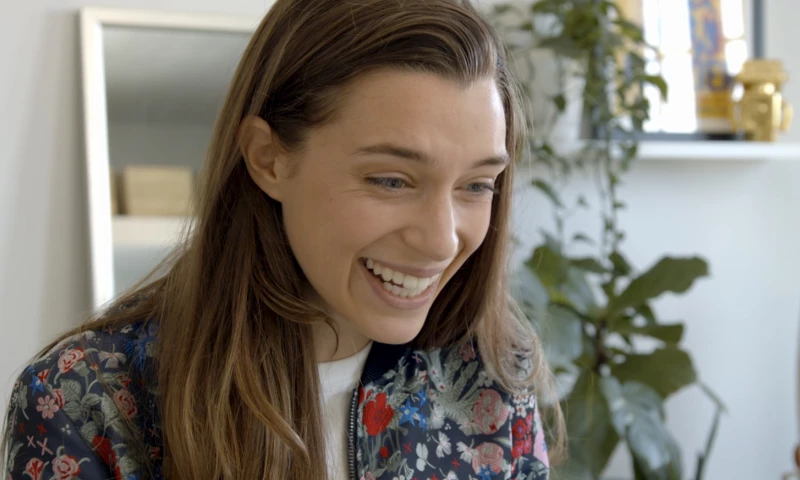 WHITELY Online Commercial Campaign