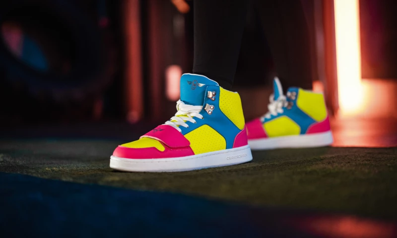 Iris Concept Media - In My Own Shoes