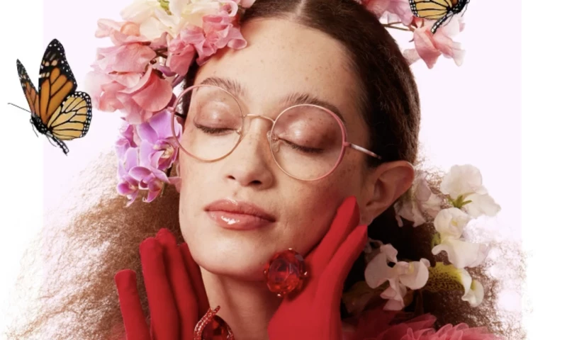 The Creative Exchange - LensKart: Brand Building