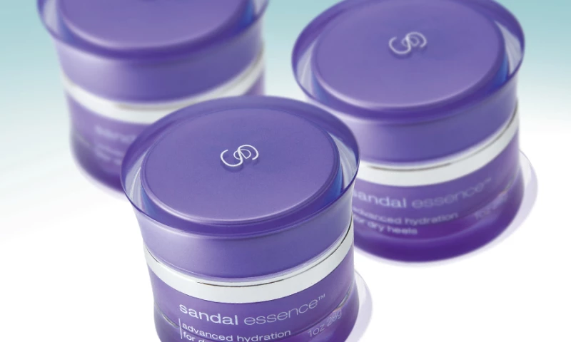 Lien Design - Sandal Essence packaging design